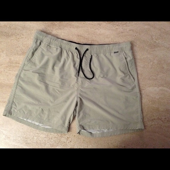 Hurley Other - Hurley Nike Dri-fit Shorts💋